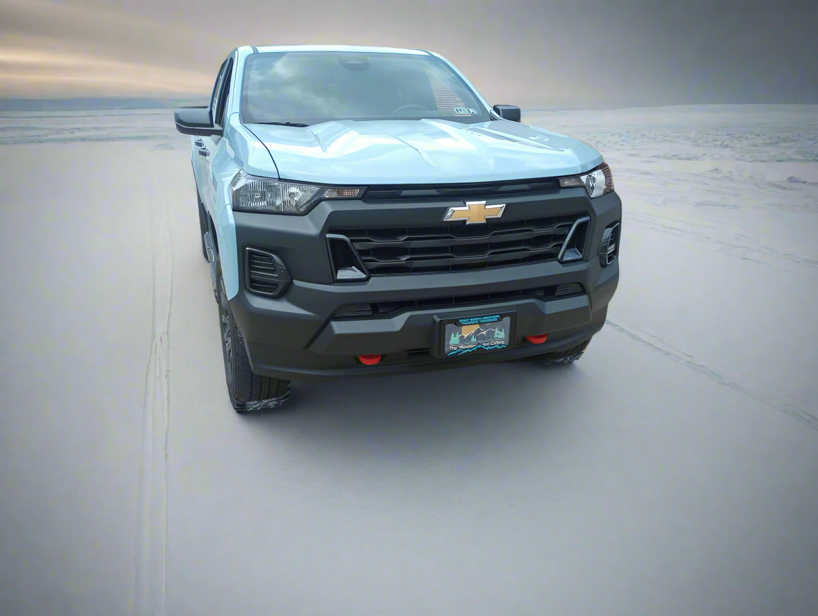 2015+ Chevrolet Colorado and GMC Canyon Snap-Fit Tow Hook Covers