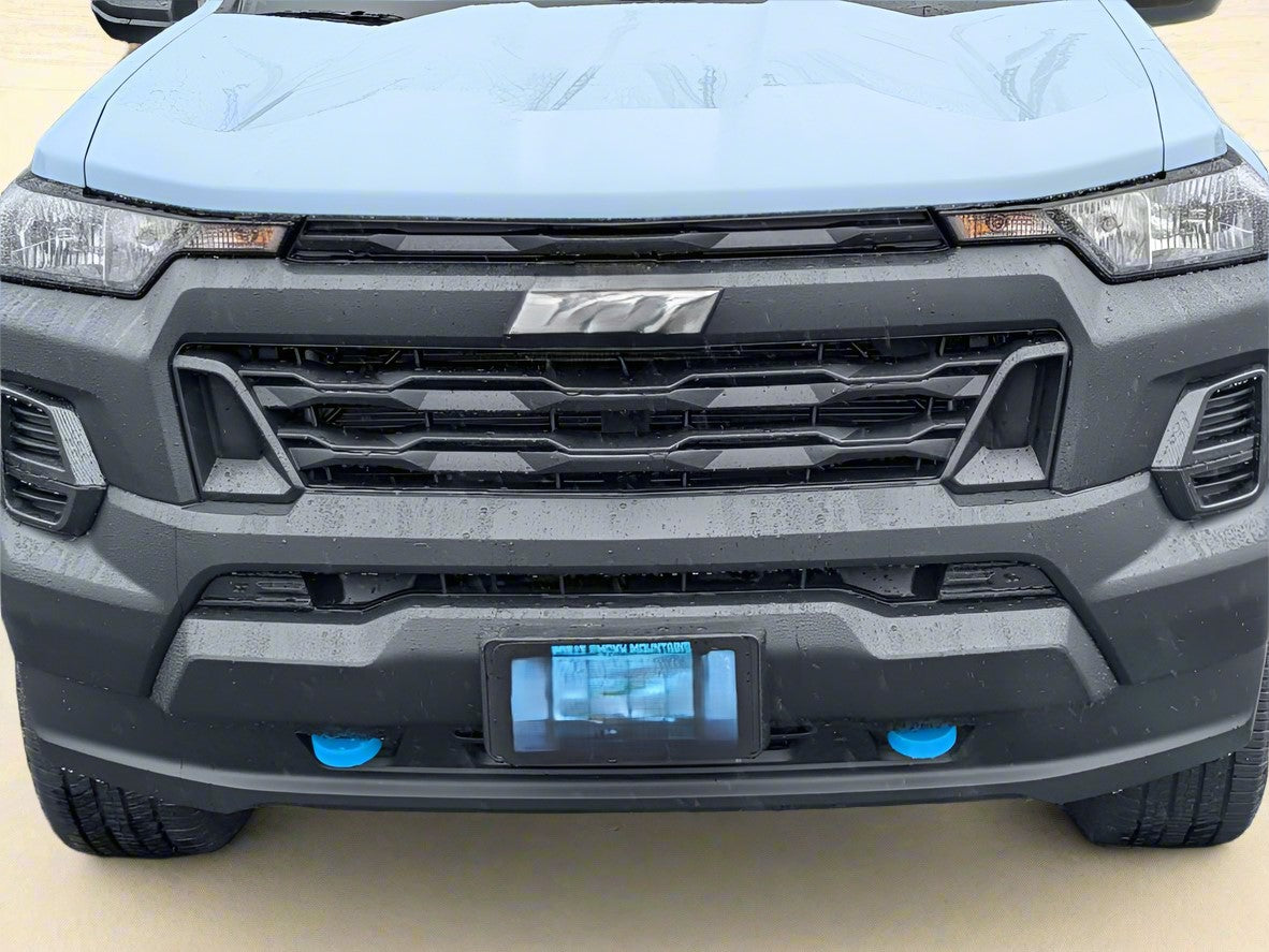 2015+ Chevrolet Colorado and GMC Canyon Snap-Fit Tow Hook Covers