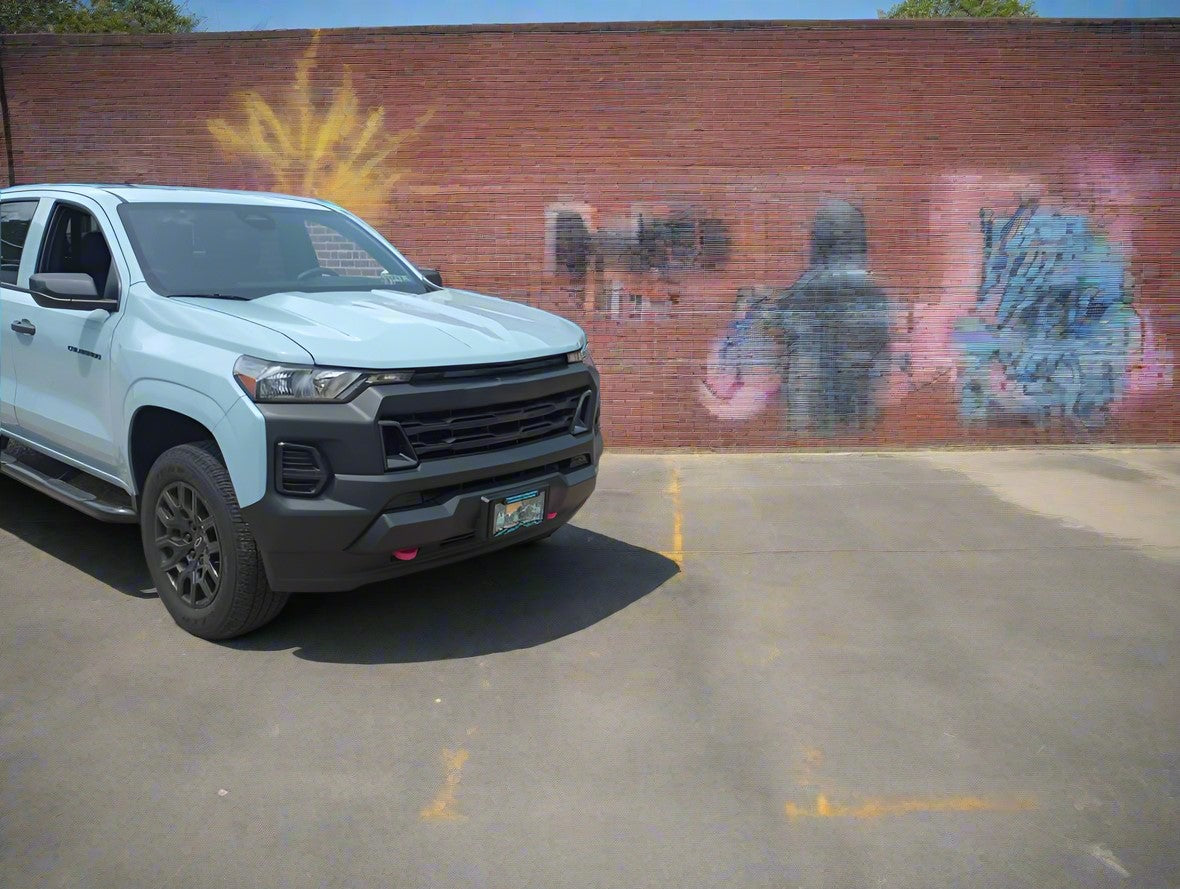 2015+ Chevrolet Colorado and GMC Canyon Snap-Fit Tow Hook Covers